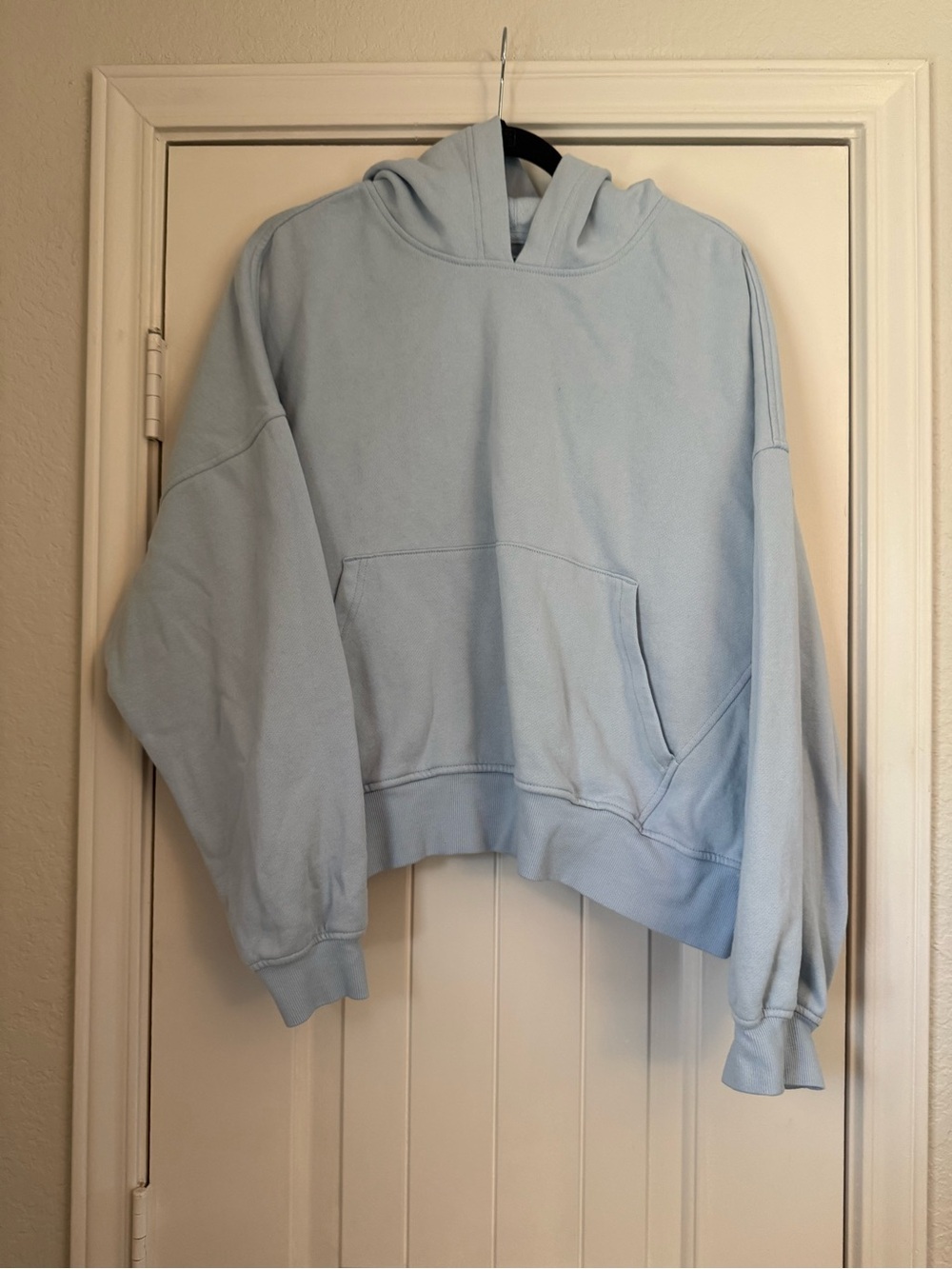 Old Navy Light Blue Women's Pullover Hoodie Sweater